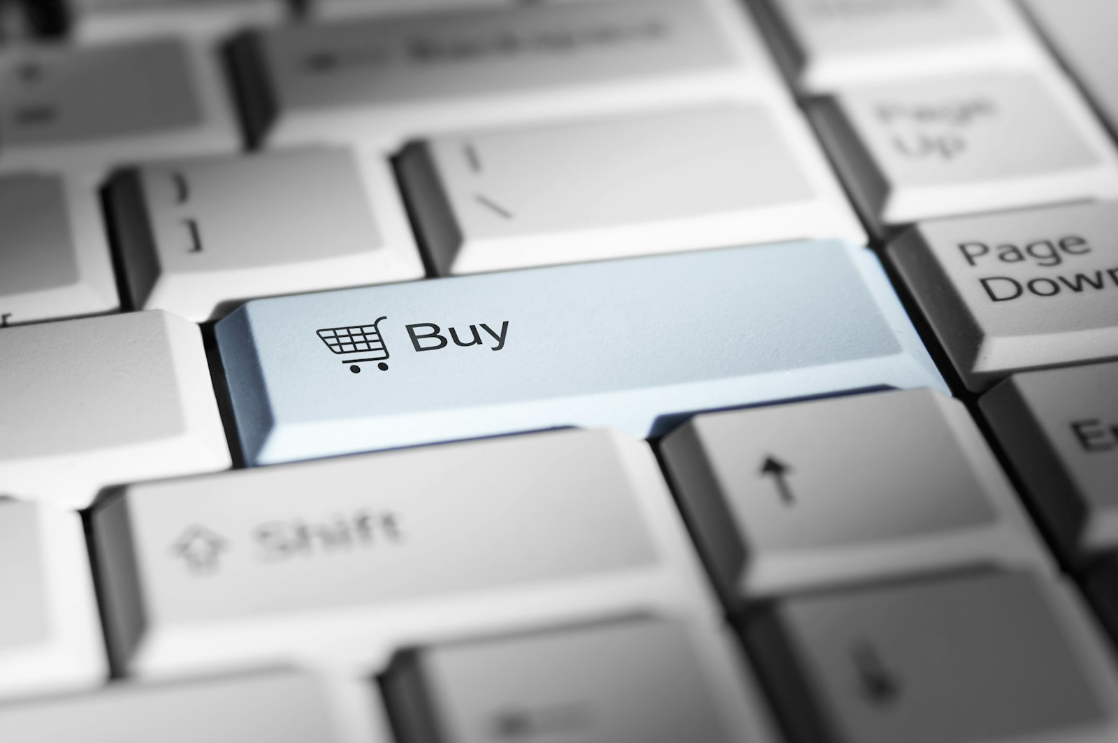 Make-or-Buy bei KI-Lösungen: Wann lohnt sich Eigenentwicklung wirklich?